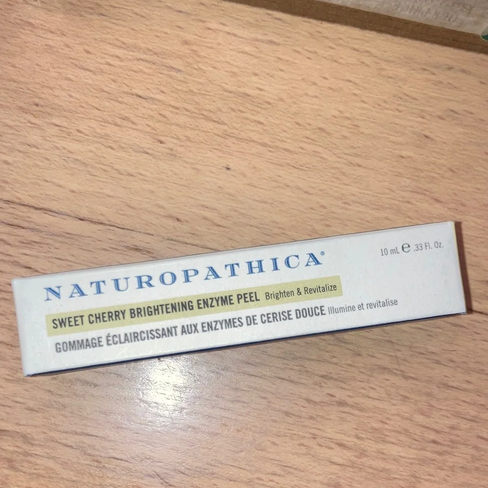 Naturopathica Brightening Enzyme Peel and Exfoliate - Sweet Cherry NIB